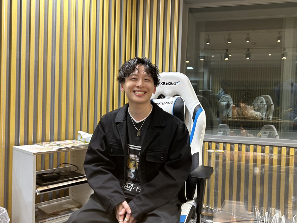 Ann_Since1967's tweet image. #工藤大輝ANN0 スタート！

✉️kudo@allnightnippon.com　でご参加ください！

📻️radiko.jp/share/?sid=LFR…

📱17LIVEでスタジオの様子を生配信中！
17appv2.onelink.me/D7OH/lk7knpfp