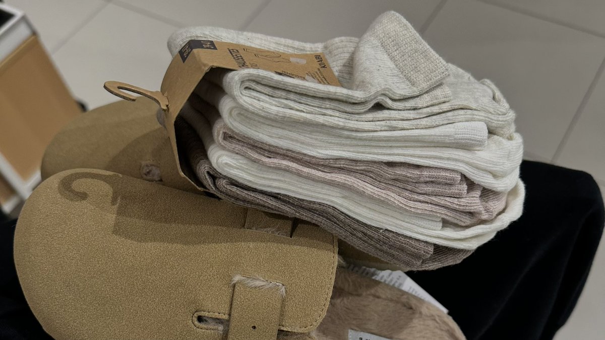 ansamuux's tweet image. Avoir cours l’après-midi c’est trop bien 
T’as le temps de tout faire avant