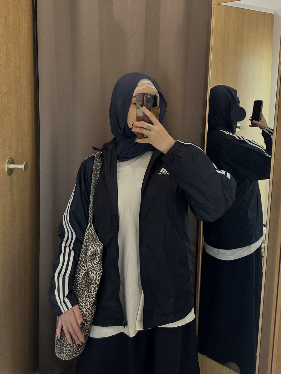 ansamuux's tweet image. Avoir cours l’après-midi c’est trop bien 
T’as le temps de tout faire avant