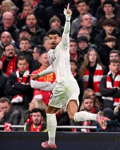 The reason I stick up for mgw during the “slump” is because I know he’s absolutely magic. 

Today he was as good as anything,3 in 3,
4 in 5 and a shite pen away from 5 in 5. 

The most in form 10 in the league and without doubt the best performing English 10 in the world 

#nffc