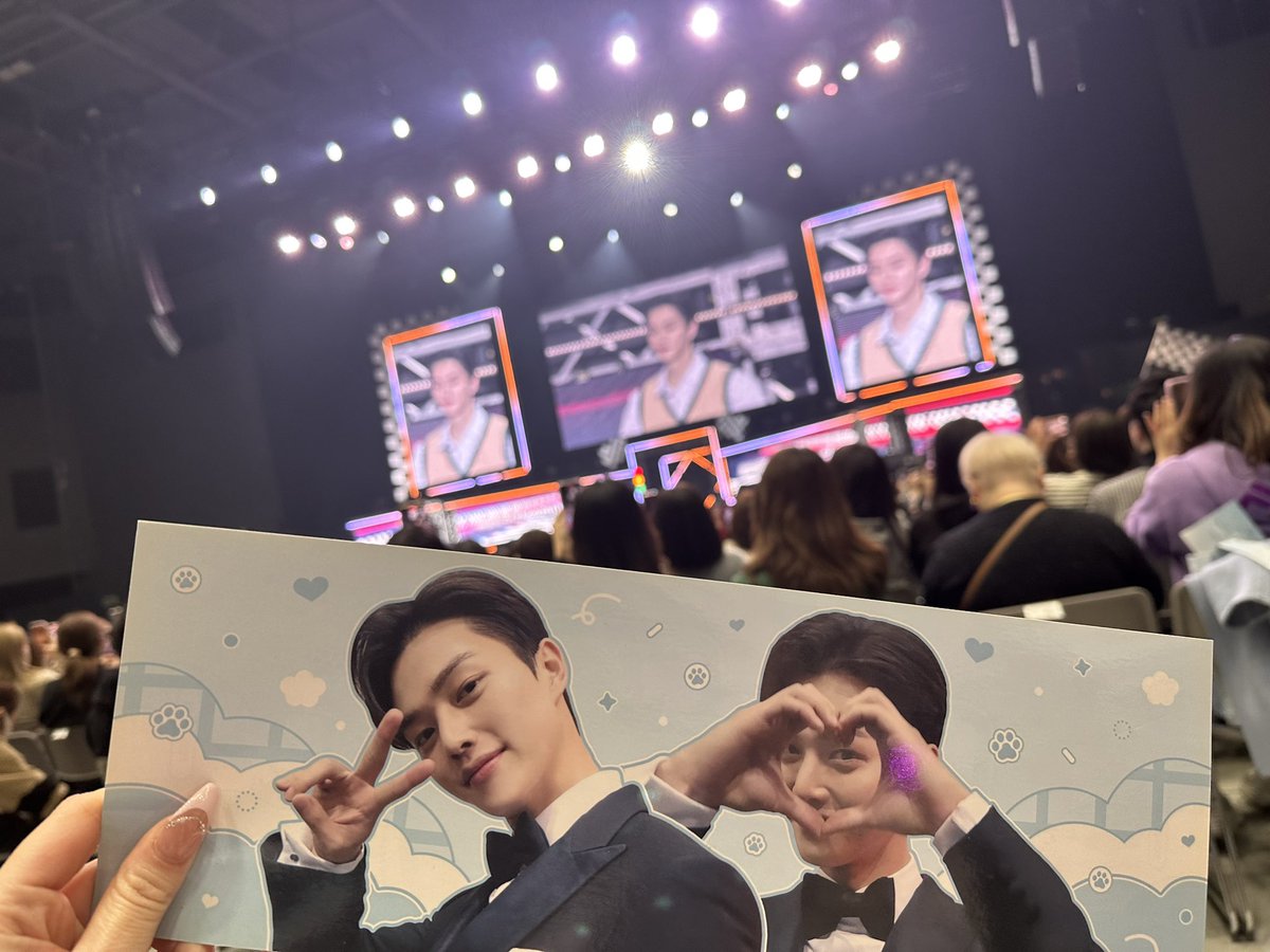 ちゃっかり居ました૮ .  ̫. ა