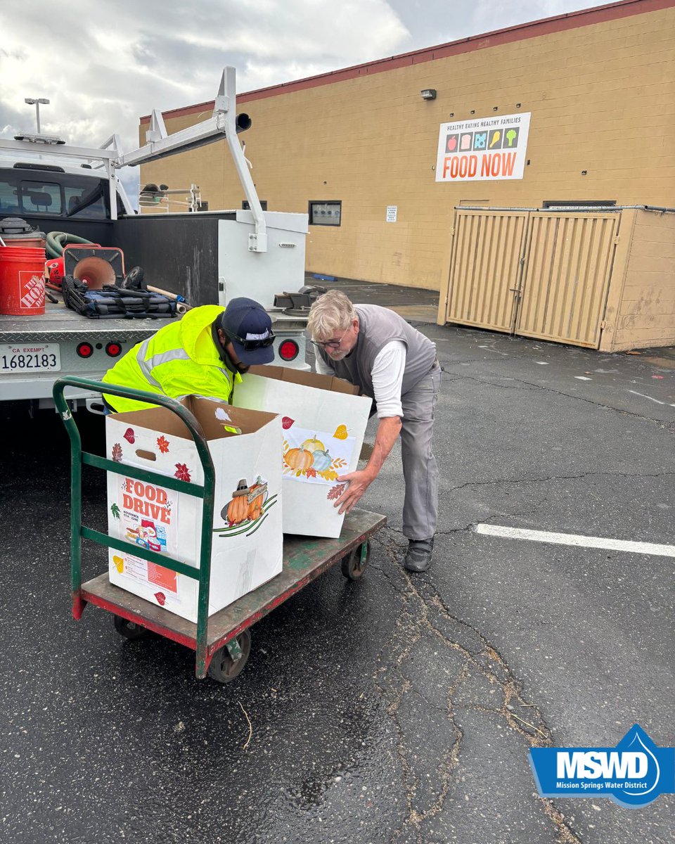 MSWaterDistrict's tweet image. MSWD employees showed up big for our community this Thanksgiving! Together, our team donated nearly two full pallets of food to Food Now to help local families in need. We’re proud of our team’s heart, generosity, and commitment to giving back. ❤️#MSWDcares #FoodNow #Community