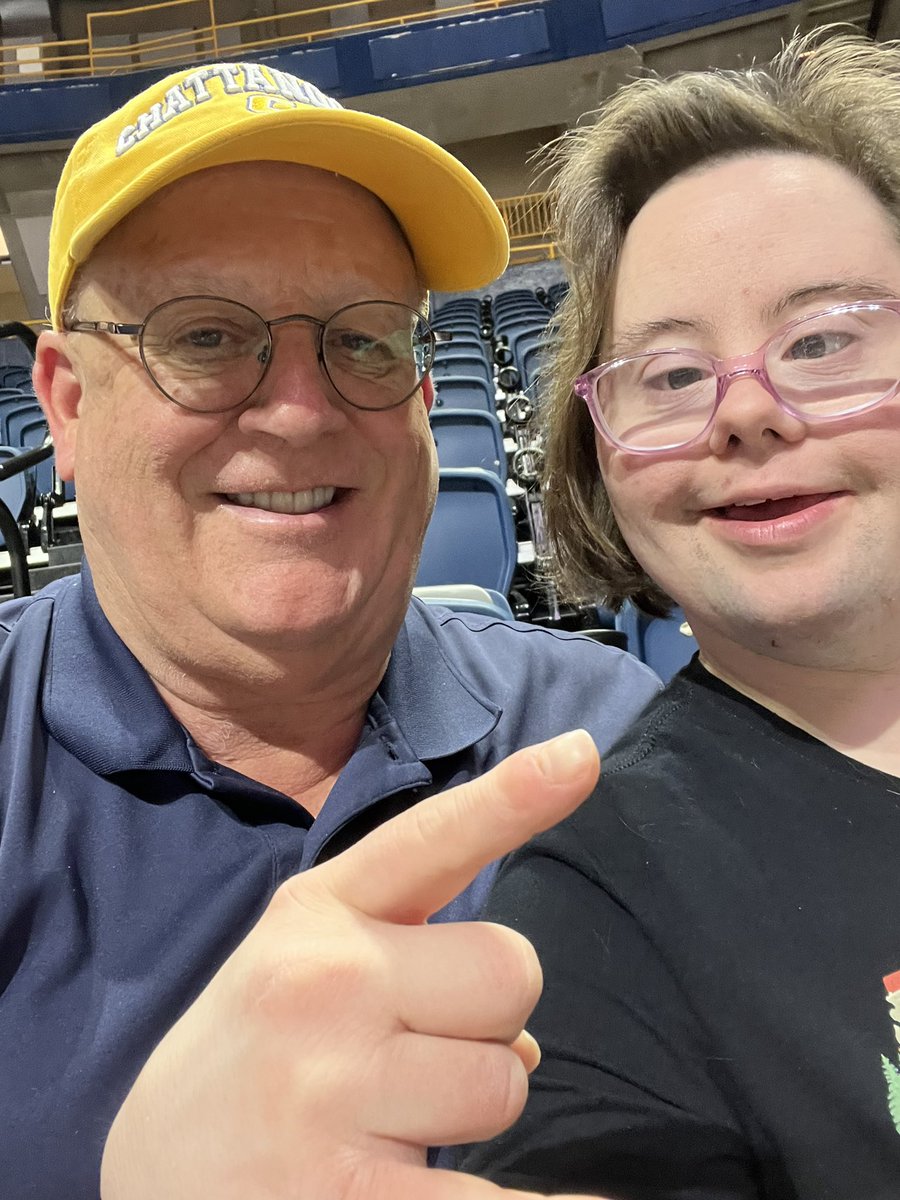 Boat1961's tweet image. Go Mocs! Lady Mocs basketball time. #GoMocsWBK #GoMocs