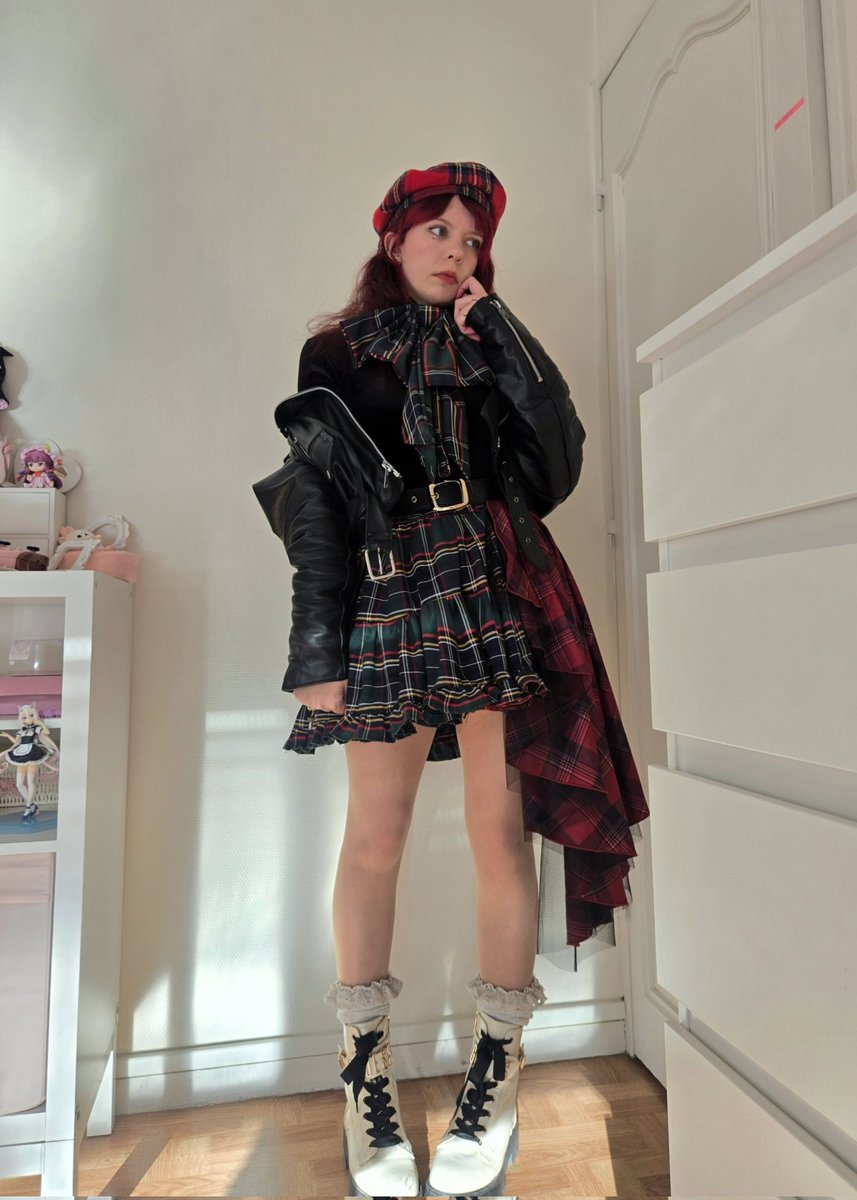 flangelianity's tweet image. Thanks for lending me your jacket ❤️💋 @JJBASoundDesign