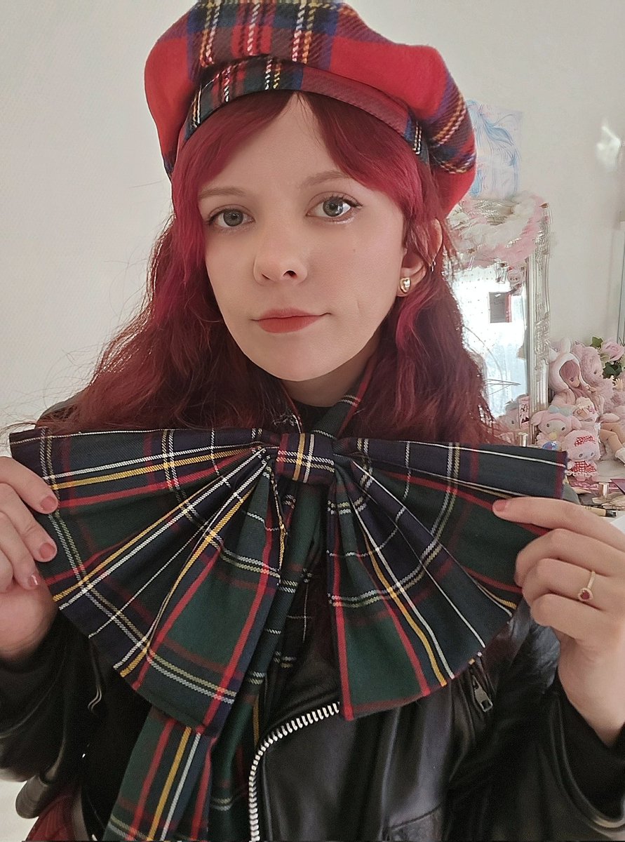 flangelianity's tweet image. Thanks for lending me your jacket ❤️💋 @JJBASoundDesign