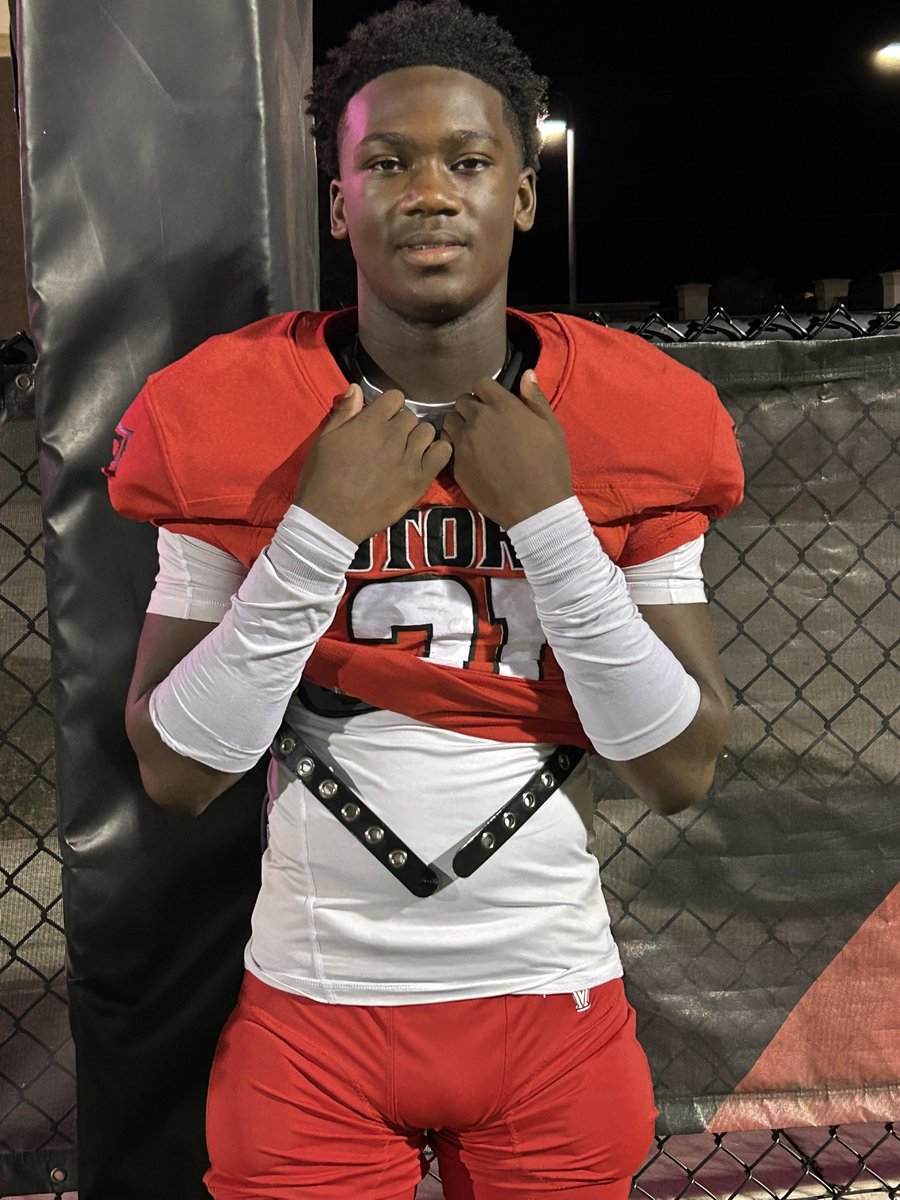 Tough loss in Round 2 vs CCC (54–35), but what a FIRST YEAR. 🙌🏽 Grateful for my coaches at Victory — professional, locked in, and always pushing us to grow. I’m proud of the work I put in this season. As a DB/S, I’m only getting better from here.

#VCAFootball #DBLife #PolkWay