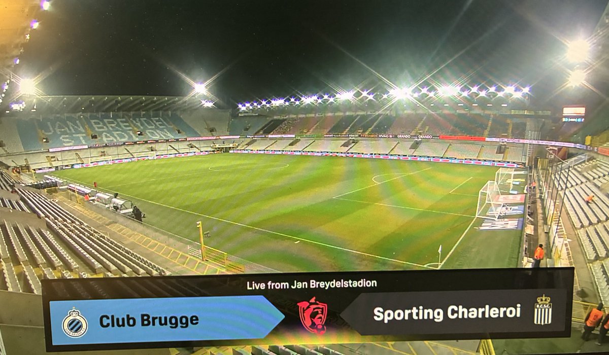WillDowningComm's tweet image. Next up! Club Brugge v Charleroi, with Club now 7pts off Union. A couple of players out sick tonight. 🤧 2045CET 7:45 UK+Irl on DAZN everywhere. #CLUCHA