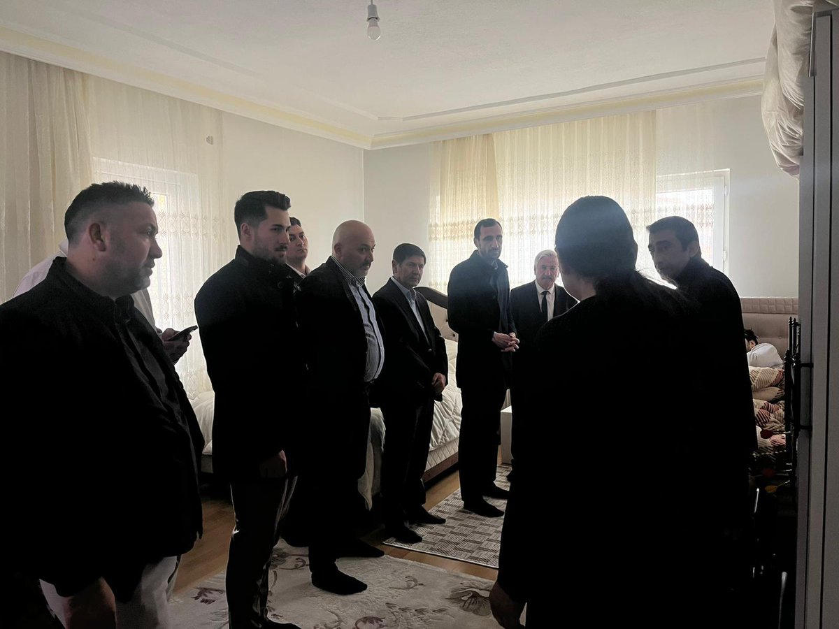 📍Pınarbaşı Mahallesi

İlçe Başkanımız Sayın Kadir Karapınar, Siyasi ve Hukuki İşler Başkanımız Sayın İsmail Özel, Teşkilat Başkanımız Sayın Gökay Özcan, Dış İlişkilerden Sorumlu İlçe Başkan Yardımcımız Sayın Fatih Erdoğan, İlçe Yönetim Kurulu Üyelerimiz, İlçe Gençlik Kolları