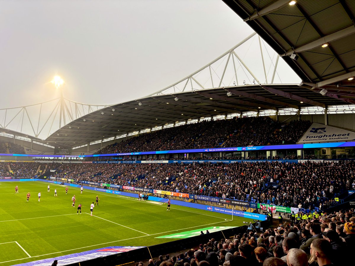 BCAFCBH's tweet image. Bolton Wanderers 0-0 Bradford City
Reebok Stadium- Att: 26,473 (5,007 #bcafc)

Time for some &quot;perspective&quot; as Alexander said to realise that&apos;s a great point away! Rode our luck first half but gave a good account of ourselves second half and again proved we belong at this level!