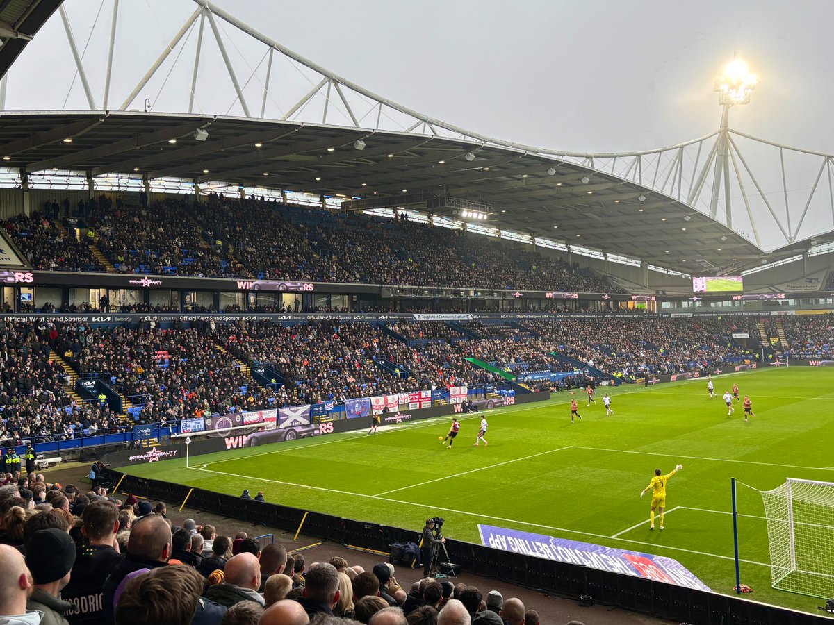 BCAFCBH's tweet image. Bolton Wanderers 0-0 Bradford City
Reebok Stadium- Att: 26,473 (5,007 #bcafc)

Time for some &quot;perspective&quot; as Alexander said to realise that&apos;s a great point away! Rode our luck first half but gave a good account of ourselves second half and again proved we belong at this level!