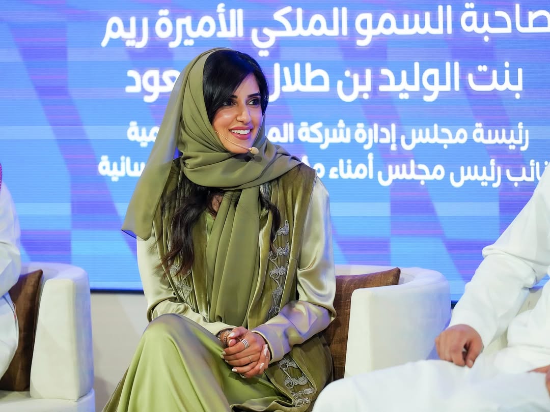 _Reem__Alwaleed's tweet photo. يوم مُلهِم في منتدى مسك العالمي جمع صُنّاع التعليم والموهبة.. سعدت بالحوار حول تحويل بيئات التعلم إلى منصات للإبداع، وتنمية المهارات، وتمكين الشباب لصناعة مستقبلهم بثقة
https://t.co/BCitFHLXoT https://t.co/FdOPgex2L8