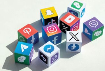 PharmPracNews's tweet image. Not all posts are created equal. Learn how pharmacists can use the CRAP Test and SIFT Model to spot credible content online. 🧠 Insights from #ASPEN2025 → pharmacypracticenews.com/a/BDMBAA/t #Pharmacy #Pharmtwitter