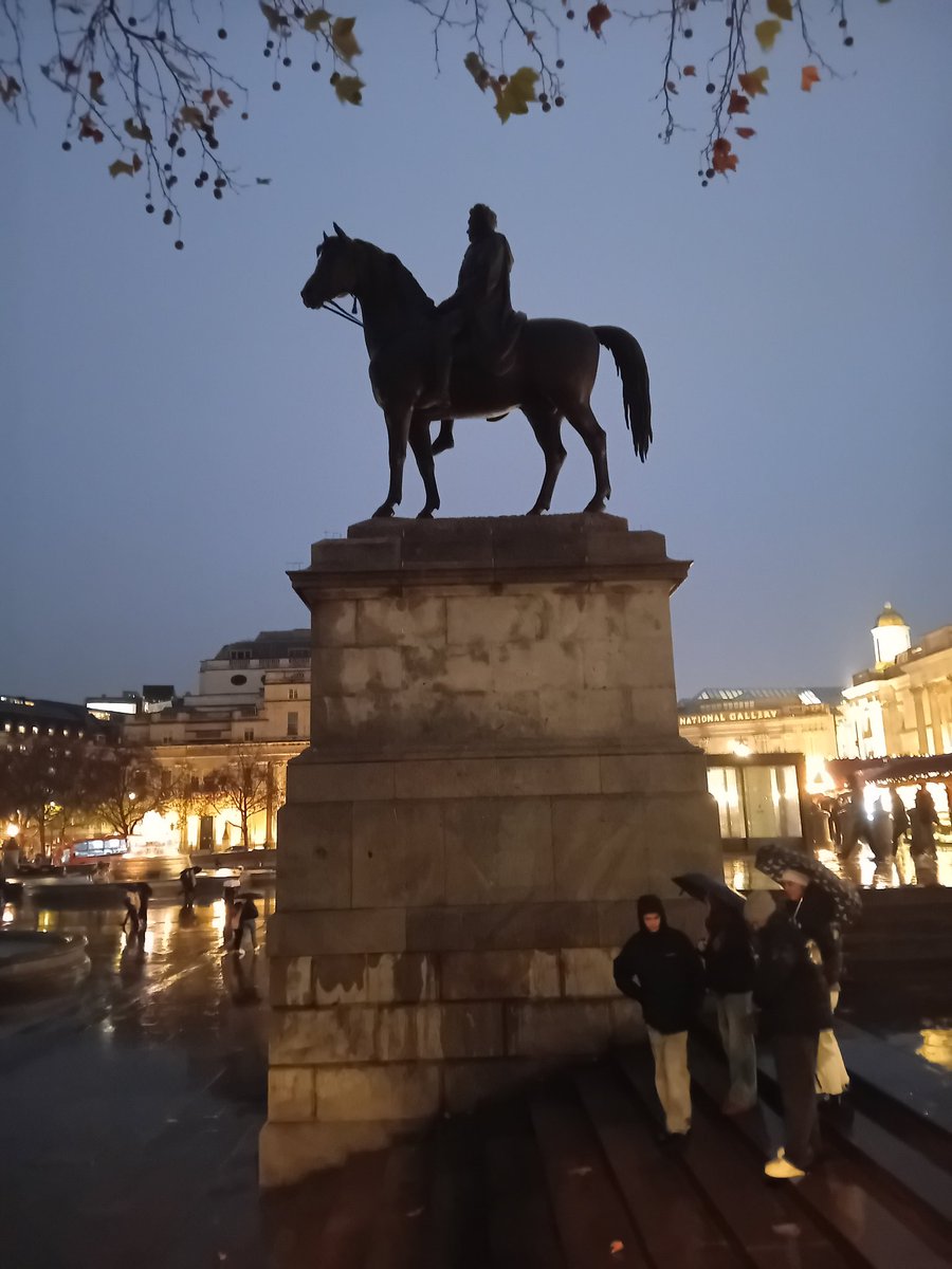 𝐵𝓁𝓊𝑒𝒷𝑒𝓁𝓁é tweet media