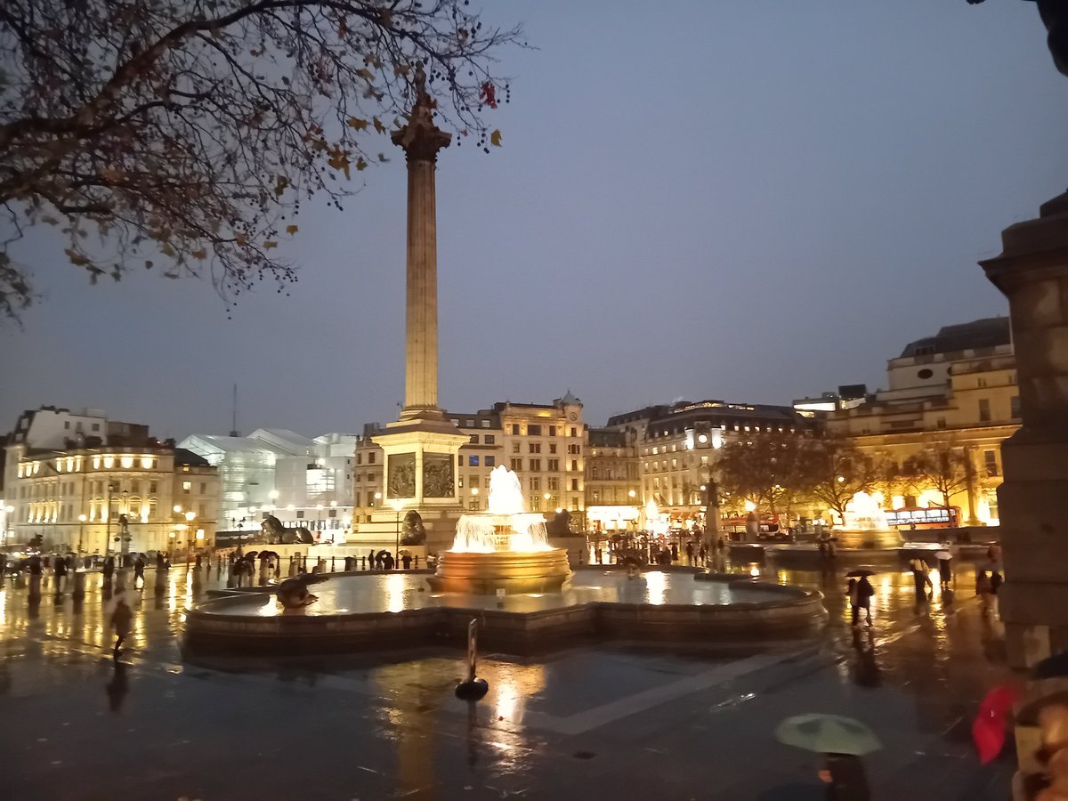 𝐵𝓁𝓊𝑒𝒷𝑒𝓁𝓁é tweet media