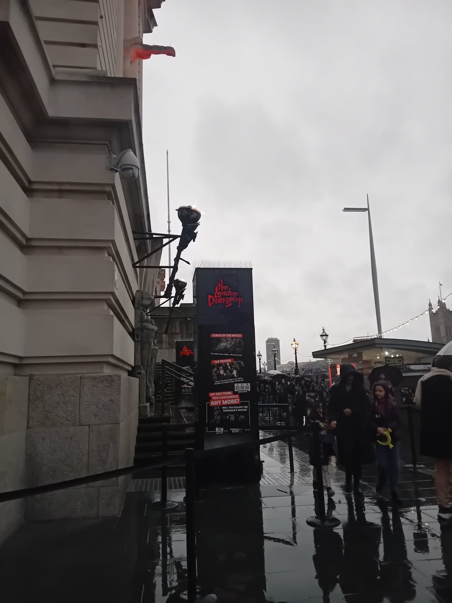 𝐵𝓁𝓊𝑒𝒷𝑒𝓁𝓁é tweet media