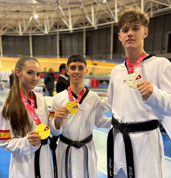 Taekwondo
Campeonato de Europa júnior 2025. Resultados
Triplete europeo para el taekwondo valenciano en Suiza.
wp.me/p29qcc-PPS