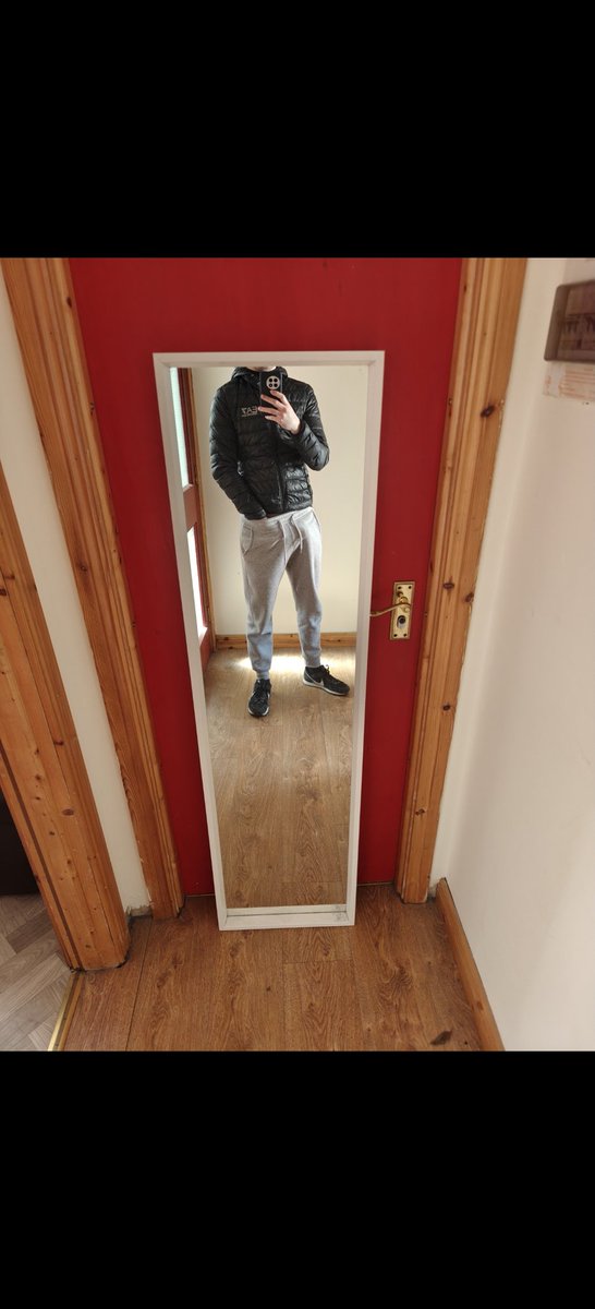 MarkDev724's tweet image. Currently selling my EA7 jacket and Canada goose crofton on vinted. DM if interested