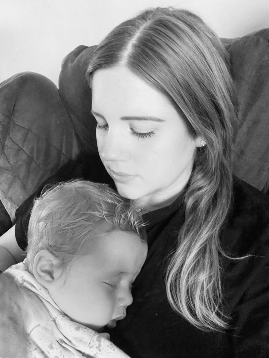 As a woman, to be a mother is the greatest achievement there is. 1488 🤍🙋🏼‍♀️