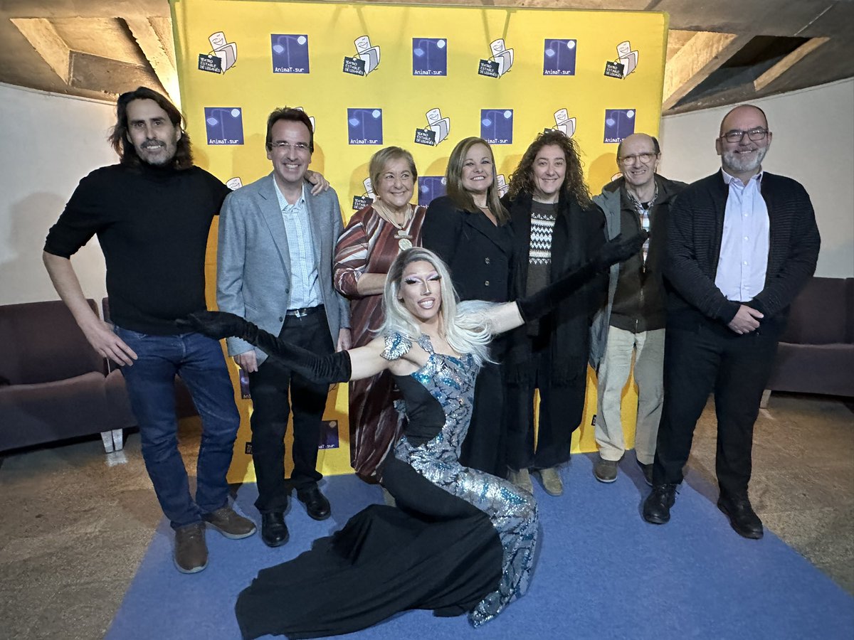 🎭 Gala de entrega de premios del XVIII Certamen Internacional de Teatro Mínimo AnimaT.sur, que este año, el de su mayoría de edad, ha batido récords con 178 obras participantes

🏟️ La ceremonia se ha desarrollado en el teatro del Centro Cultural ‘Rigoberta Menchú’ con un lleno