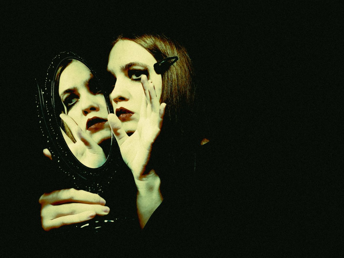 lostphosphor's tweet image. 