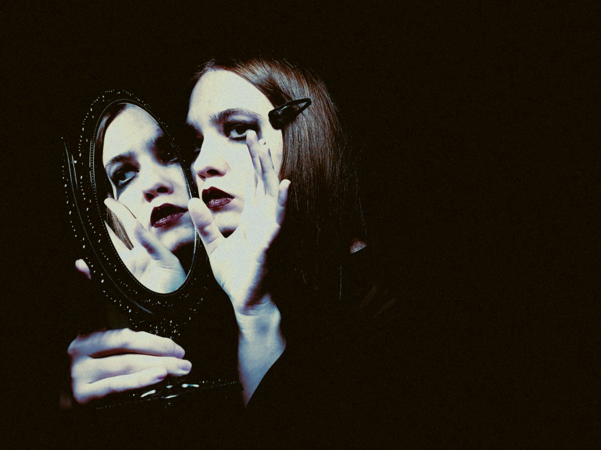 lostphosphor's tweet image. 