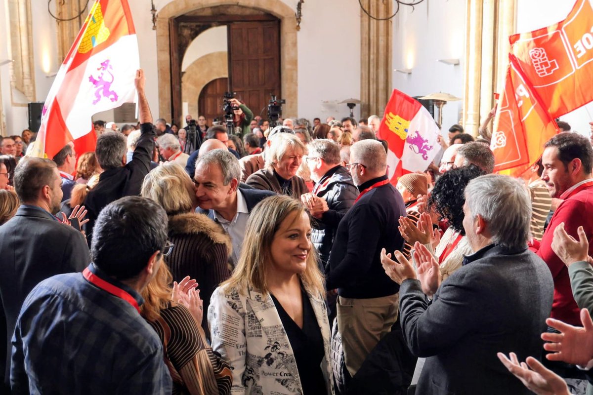 CarlosJSalgado's tweet image. Parece que el señor &apos;castillaleón&apos; vino a la Región Leonesa a hacer nacionalismo &apos;castellanoleonés&apos;.

👉 Los 180.000 habitantes perdidos por #Salamanca, #Zamora y #León desde que nos metieron en CyL no les parecen suficientes.

Quieren que sigamos en un engendro que nos desangra.