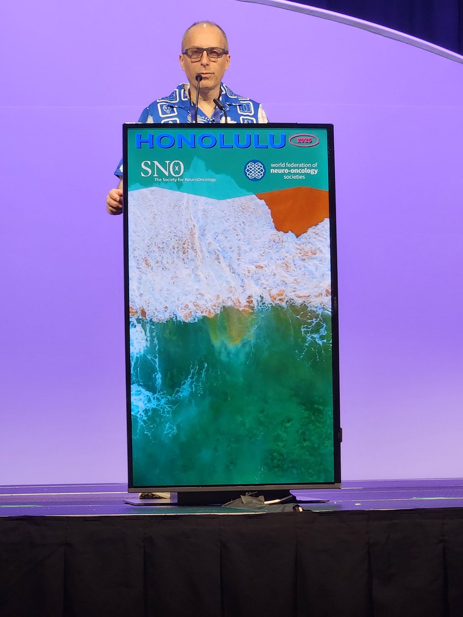 NeuroOnc's tweet image. Scientific Co-Chair, Erik Sulman, welcomes attendees to the #SNO2025 Plenary III Session at the #ScientificMeeting. #WFNOS