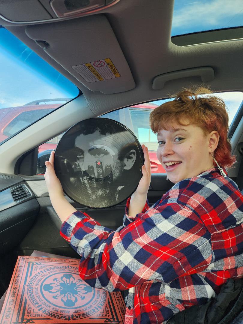 shoutout to my new fav person <a href="/curds12/">curds |-/</a> for finding this MYTHICAL PULL?!?!