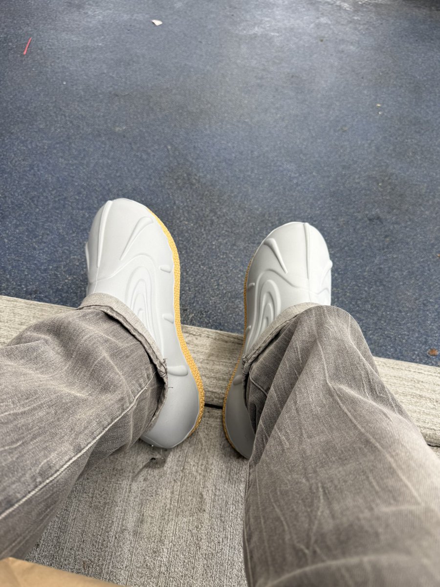 Gliss718's tweet image. Running last minute errands before turkey 🦃 day.. #LoLife🏇🏾#FctryLab🦆🥾 #DMV🏛️ shoutout to @RalphLauren @FCTRYLAb for providing today’s outfit..