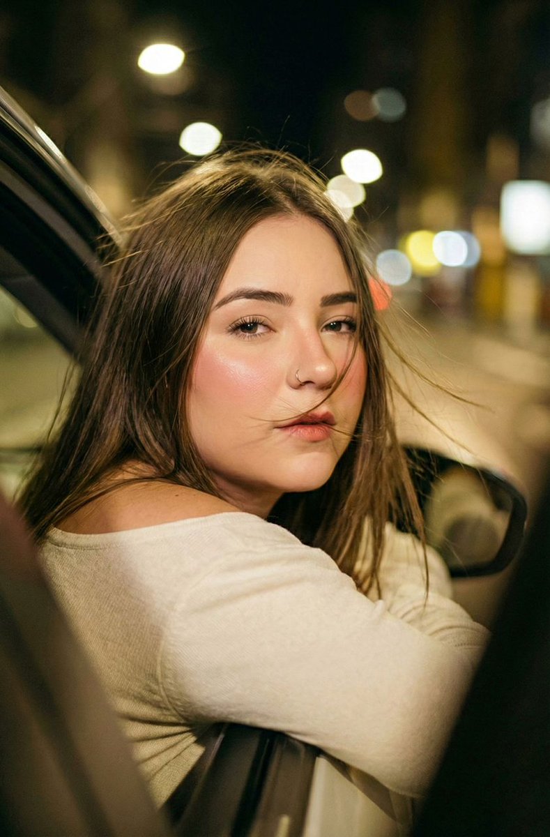 Mishell Gomez🎮 (@mishelltwitch) on Twitter photo 