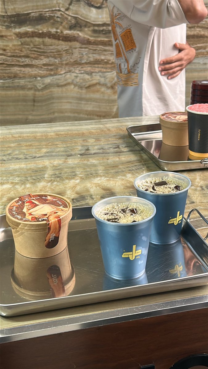 prettiestgirlalive (@maygirlie1) on Twitter photo 