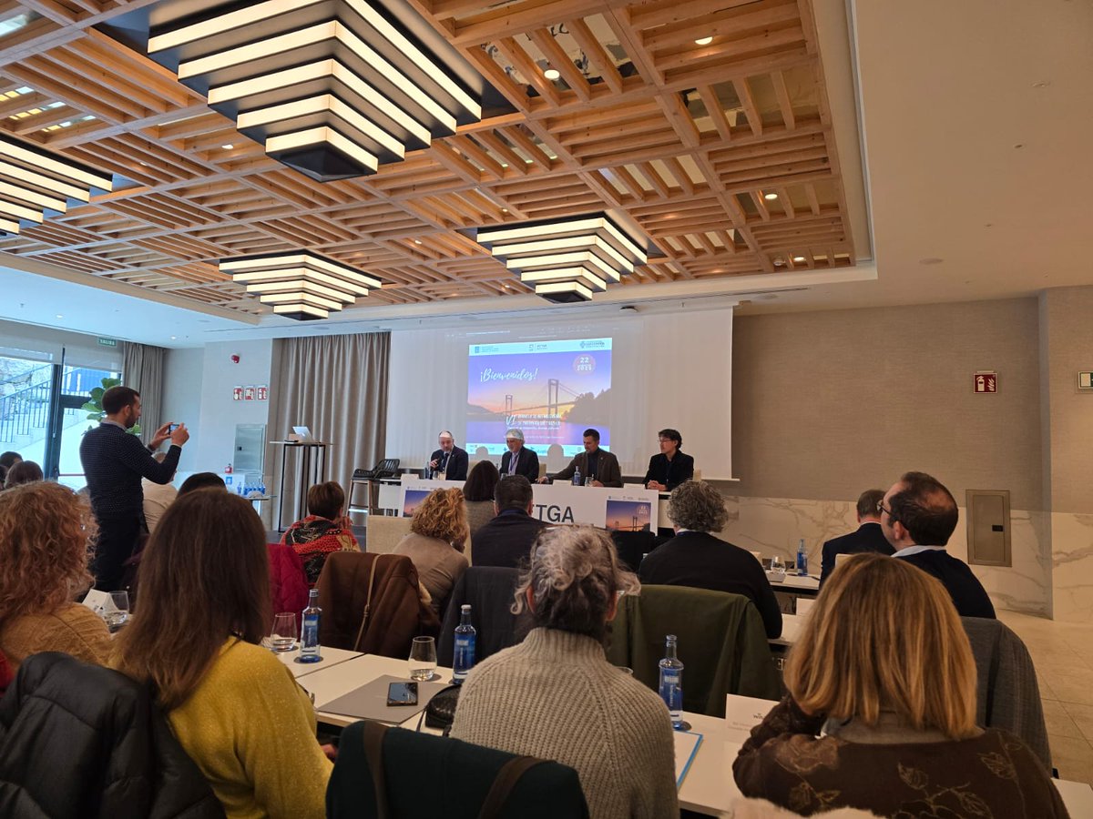 Colegio Oficial de Enfermería de A Coruña tweet media