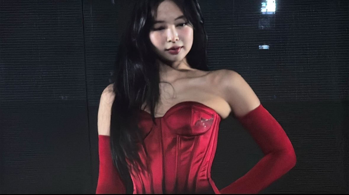 jnksdiva's tweet image. “you came?”                   “for you, always”