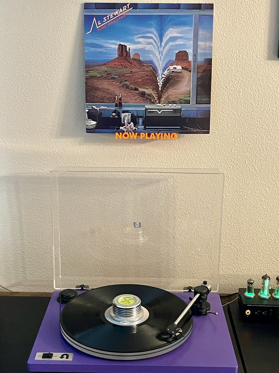 JustAsk86301693's tweet photo. #NowPlaying #vinylcommunity #RecordCollection #AlStewart #TimePassages
Al Stewart - Time Passages (1978 - 1979 Reissue)
One of my favorite title tracks and overall tracks from Al Stewart. Life In Dark Water is another solid track from the album. https://t.co/pnaUhlkWSL
