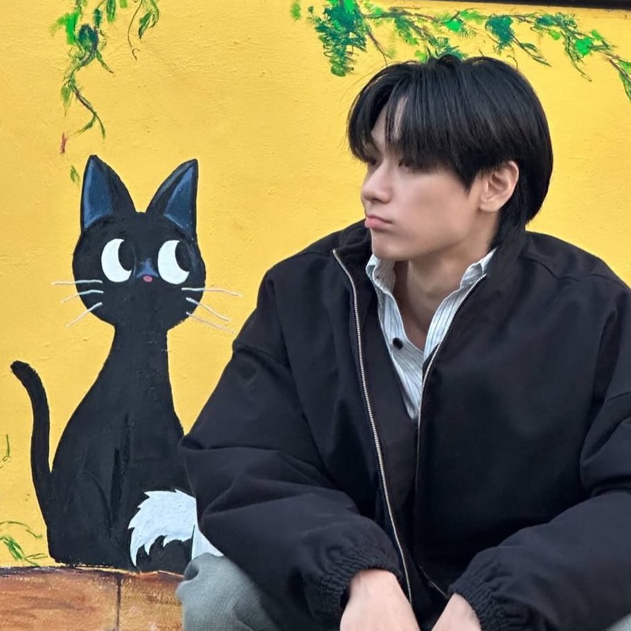 jyuchive's tweet image. real cat juyeon