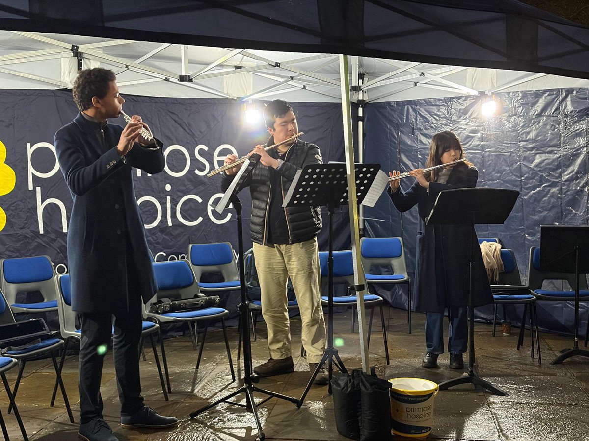 BromsSchool's tweet image. Our Flute Trio - Marley, Nicholas and Joyce - playing at the @PrimroseHospice tree lighting ceremony this evening. 

#LocalCommunity #BromsMusic #BromsgroveSchool