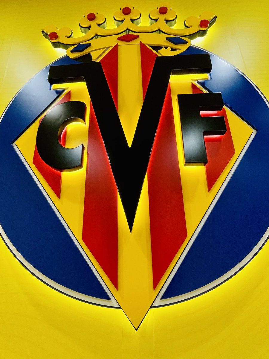 VillarrealCF's tweet photo. Industrial i llaurador https://t.co/lfMB6c5gye