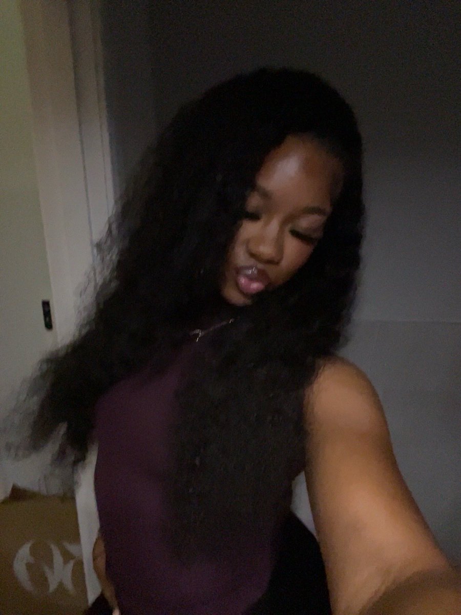 deeprt2's tweet image. 🍇idk