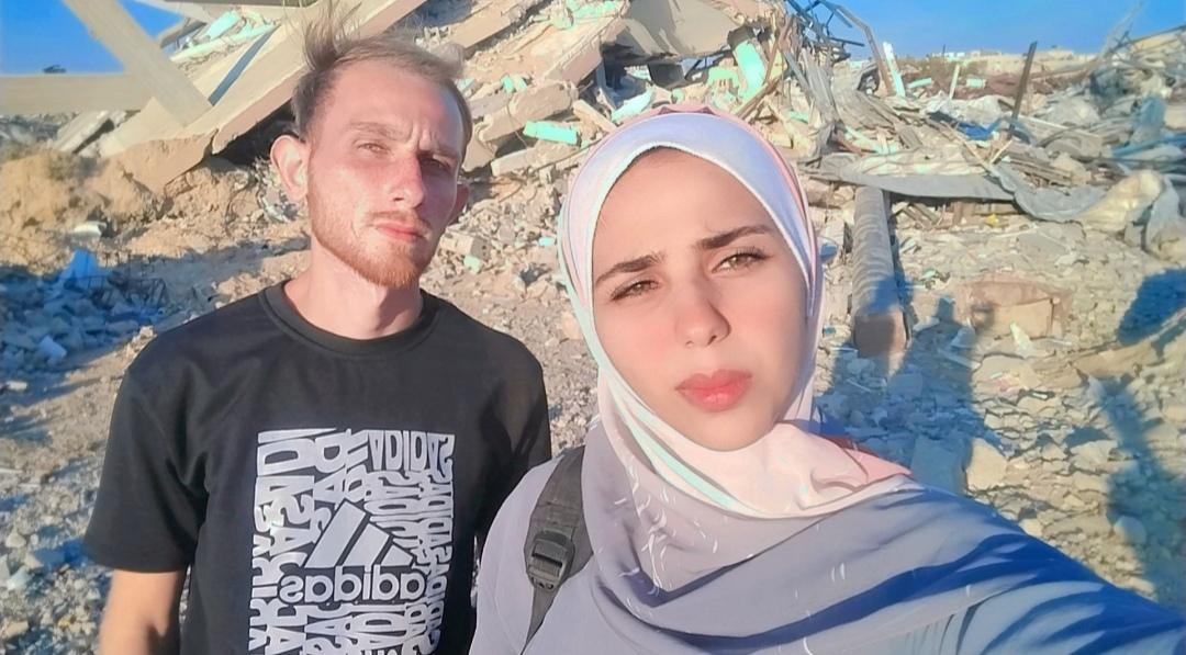 My sister <a href="/rorororo550/">Roaa Alareer</a> and I are studying engineering, and we try each time to keep trying. 🥺

chuffed.org/project/135228…

But circumstances usually put everything on hold: dreams, studies, and work 💔

I need your support to cover tuition fees and purchase a computer for my