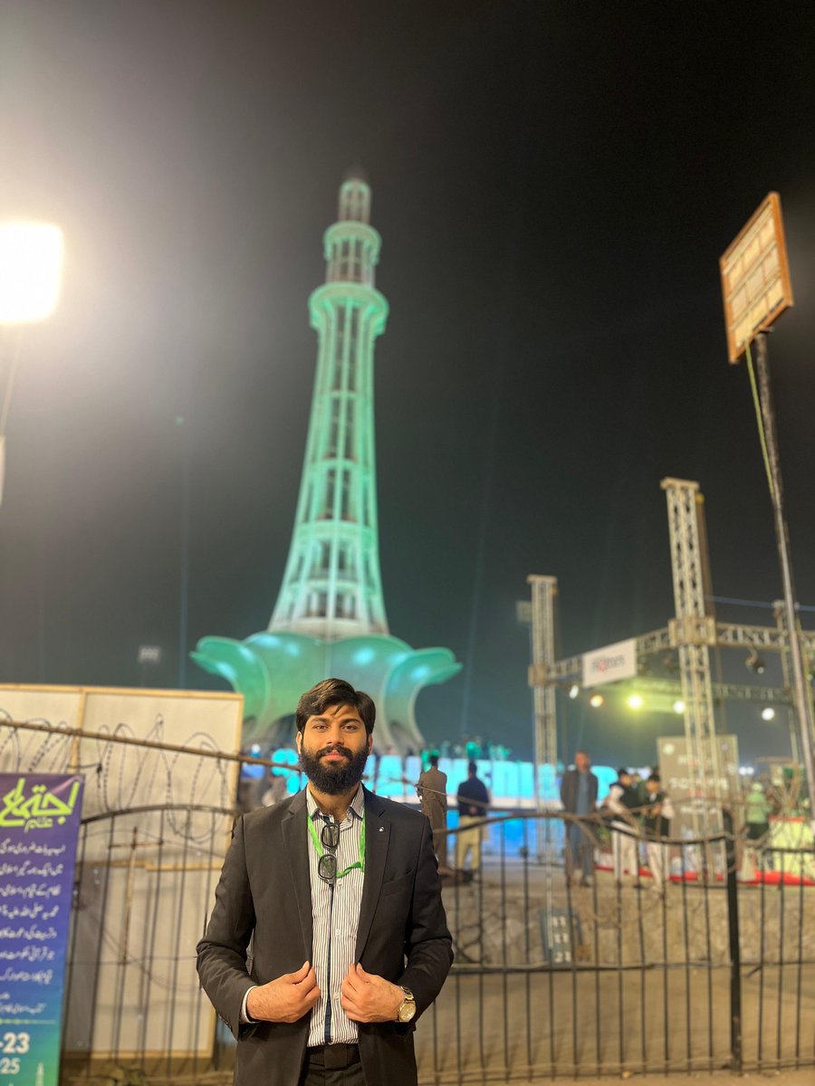 ظلم کے ہر اقدام کو بدلو 
 چہرے نہیں نظام کو بدلو 

#IjtmaeAam2025 #JIP #HafizNaeemurRehman
#اجتماع_عام_جماعت_اسلامی