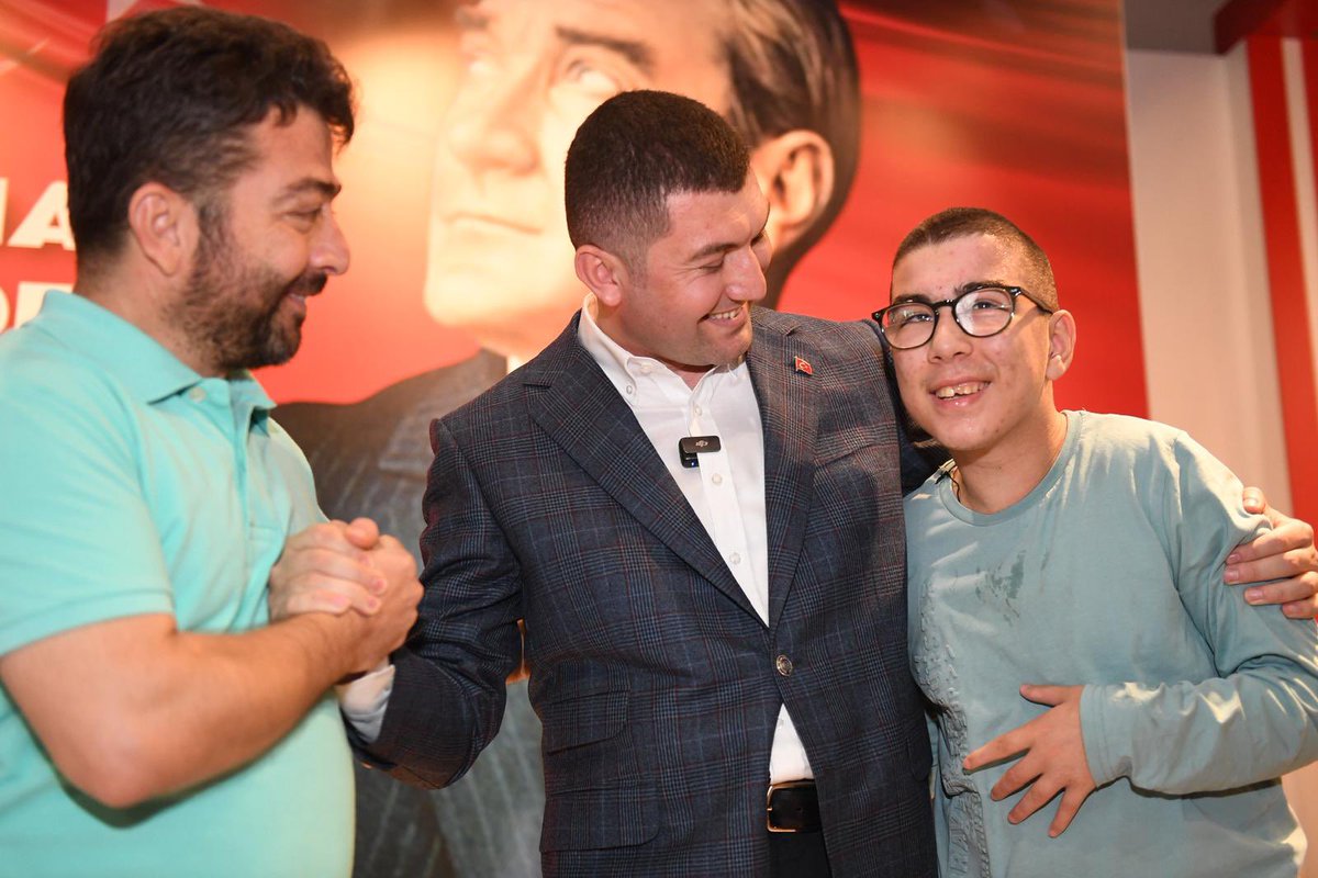 İstanbul buram buram Ordu kokuyor.❤️

Hemşehrilerimizin yoğun ilgisiyle 14. Ordu Günleri’nin üçüncü gününü tamamladık. 

Yarın son gün. Herkesi bekliyoruz. Çıkın çıkın gelin 🤗

📍Atatürk Havalimanı Millet Bahçesi Etkinlik Alanı