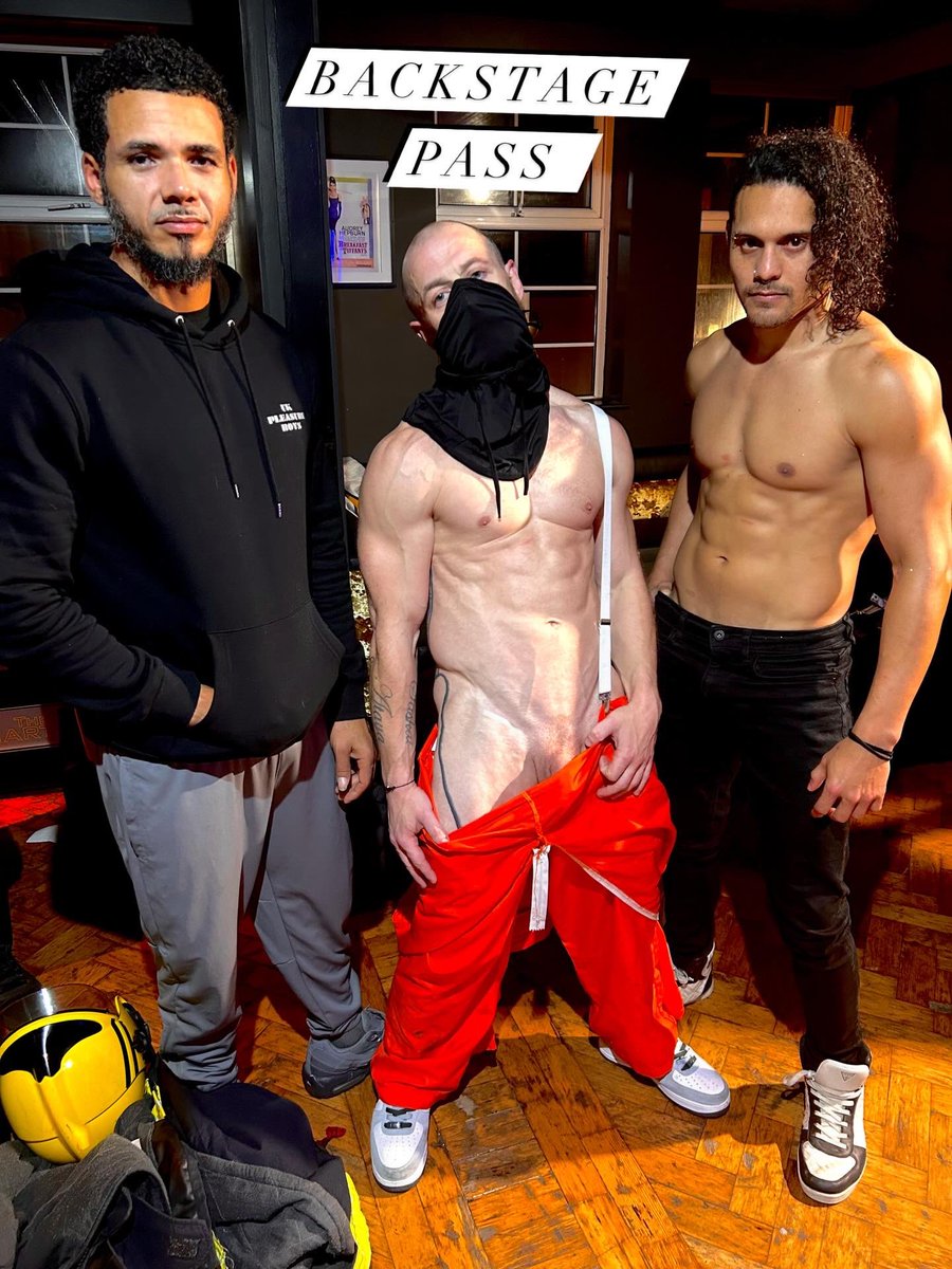 Axel blew tweet media