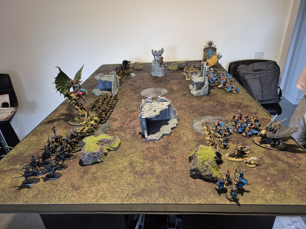 TheSixMachine's tweet image. 4k a side Stormcast vs Slaves to Darkness was a lot of fun 😁