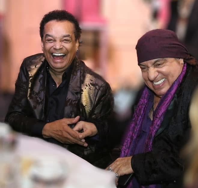 gary_us_bonds's tweet photo. Happy birthday @StevieVanZandt 
#littlesteven #rocknroll #garyusbonds #happybirthday #legend #TeachRock #DisciplesOfSoul #estreetband #rockstar #livemusic #60s #rocklegend #birthday #60smusic #birthdayvibes https://t.co/L9dojPpee4