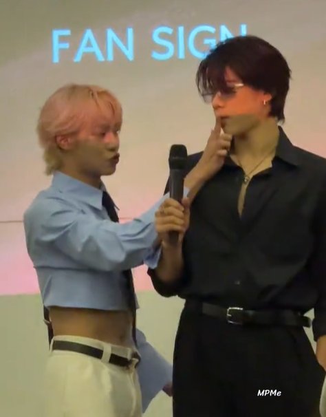 Ija_1310's tweet photo. My fav duo 😁 #TuiChayatorn #Lego_Rapeepong
#TRANSFORMTHELYKN
#LYKNFansign
#LYKN
https://t.co/5W2BcZ5Qa2 https://t.co/23Jk1P9aNU