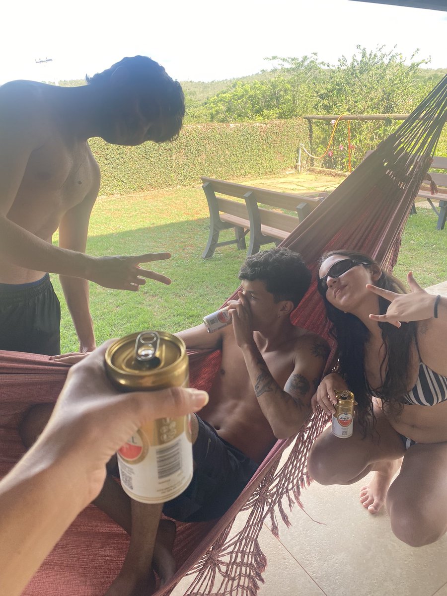 bolsonaro preso feriado almoço da tinoca = paz🧘‍♀️🧘‍♀️