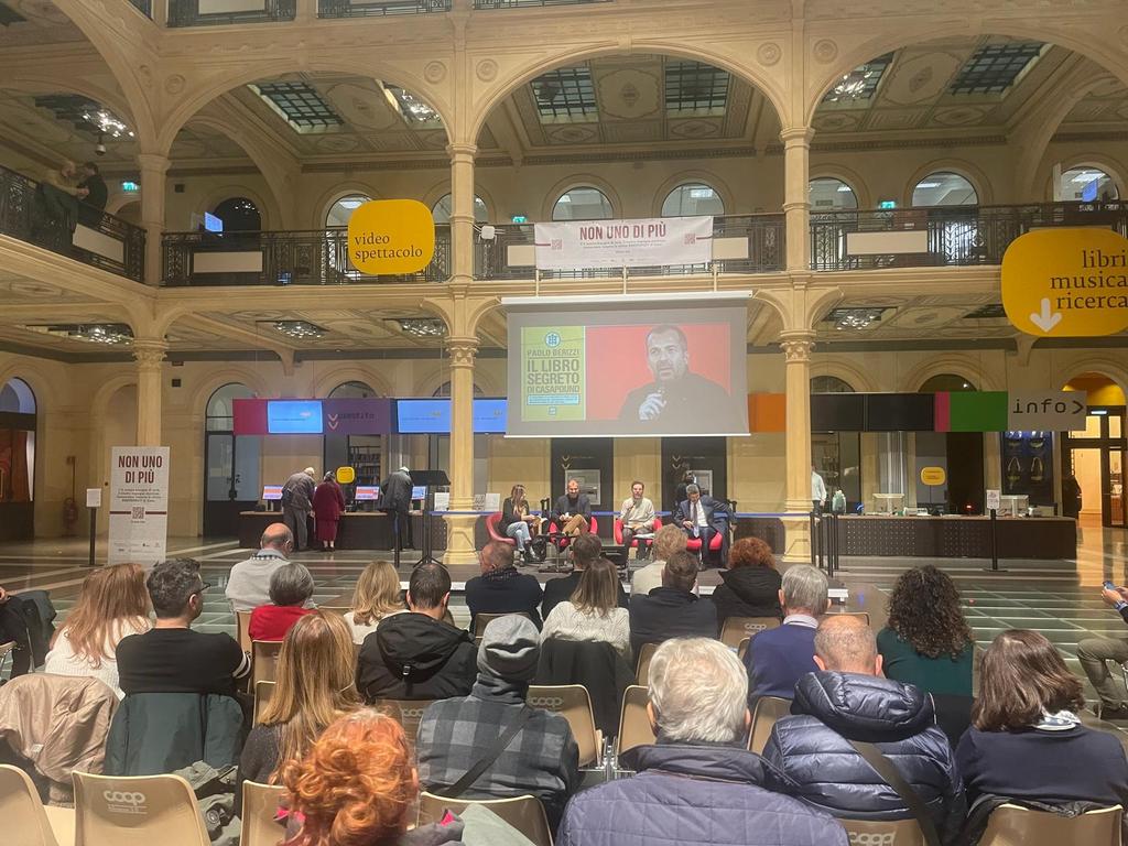 Grazie sempre Bologna! ❤️🔥🙏📚

#illibrosegretodicasapound