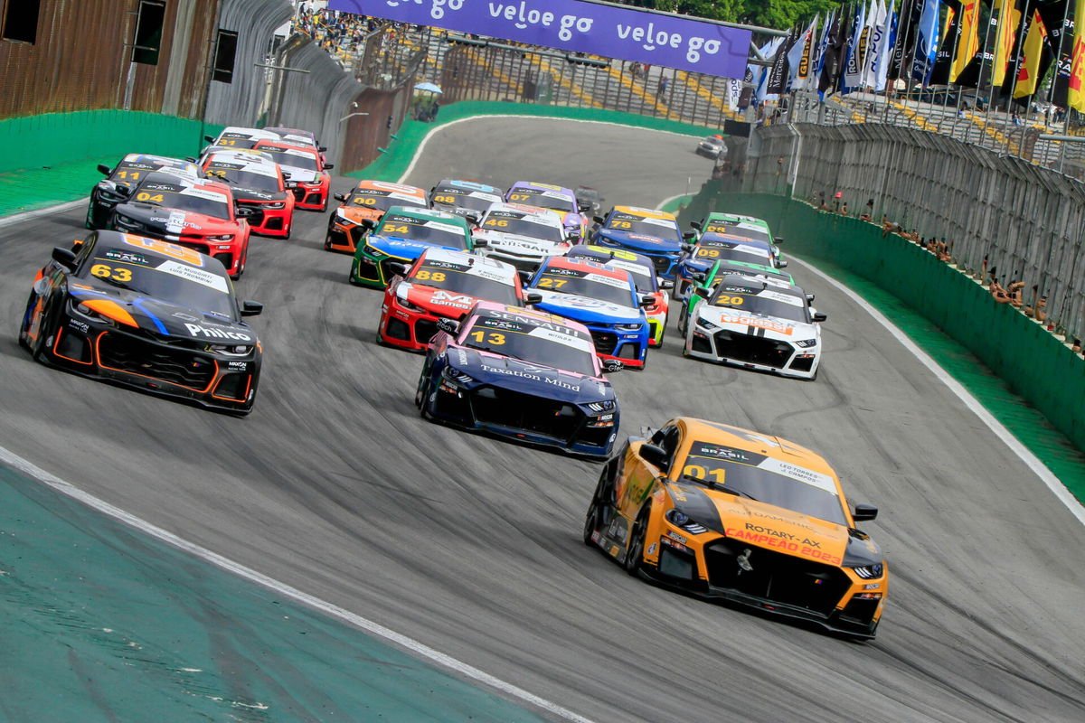 News_247_Planet's tweet image. #Nascar #Sports #Banked #Featured #NASCAR #track 
Banked Oval Track Reportedly Confirmed for Brazil as Cities Battle to Host NASCAR &amp;amp; IndyCar 
news247planet.com/?p=1514621
