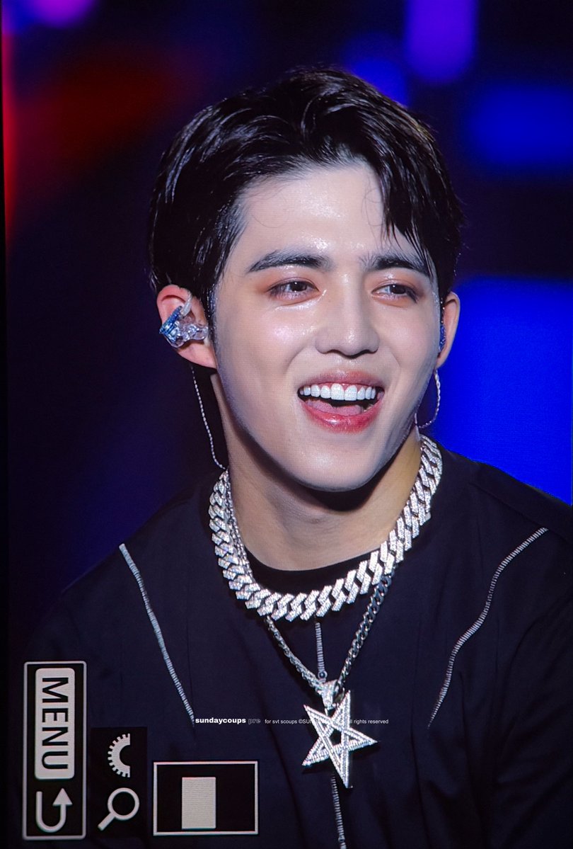 SUNDAYCOUPS_'s tweet image. 251122 드림콘서트 아부다비

#SCOUPS #에스쿱스 #승철 #세븐틴 #SEVENTEEN