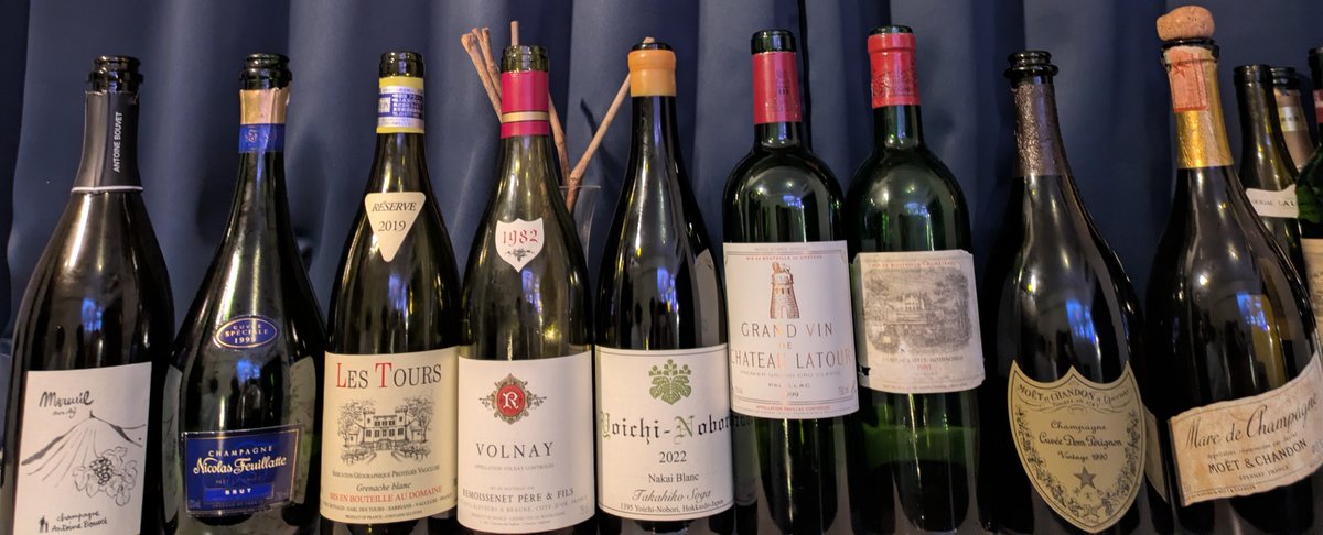 パトロンの支援で開業しておきながら「独立」と主張する料理人が妙に多い、という話で盛り上がりました。